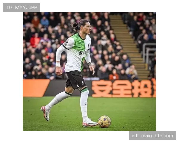 利物浦半场3-0领先,努涅斯双响印证高位逼抢战术成功 利物浦半场3-0领先,努涅斯双响印证高位逼抢战术成功