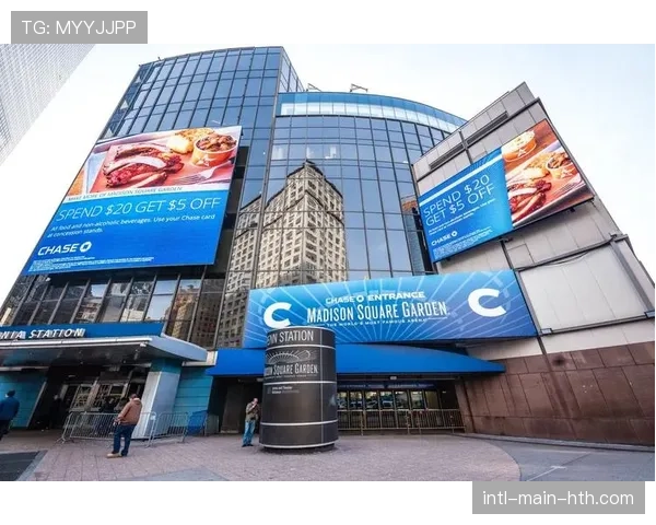 丰田中心改造细节：新建玻璃幕墙中庭，优化球迷入场体验